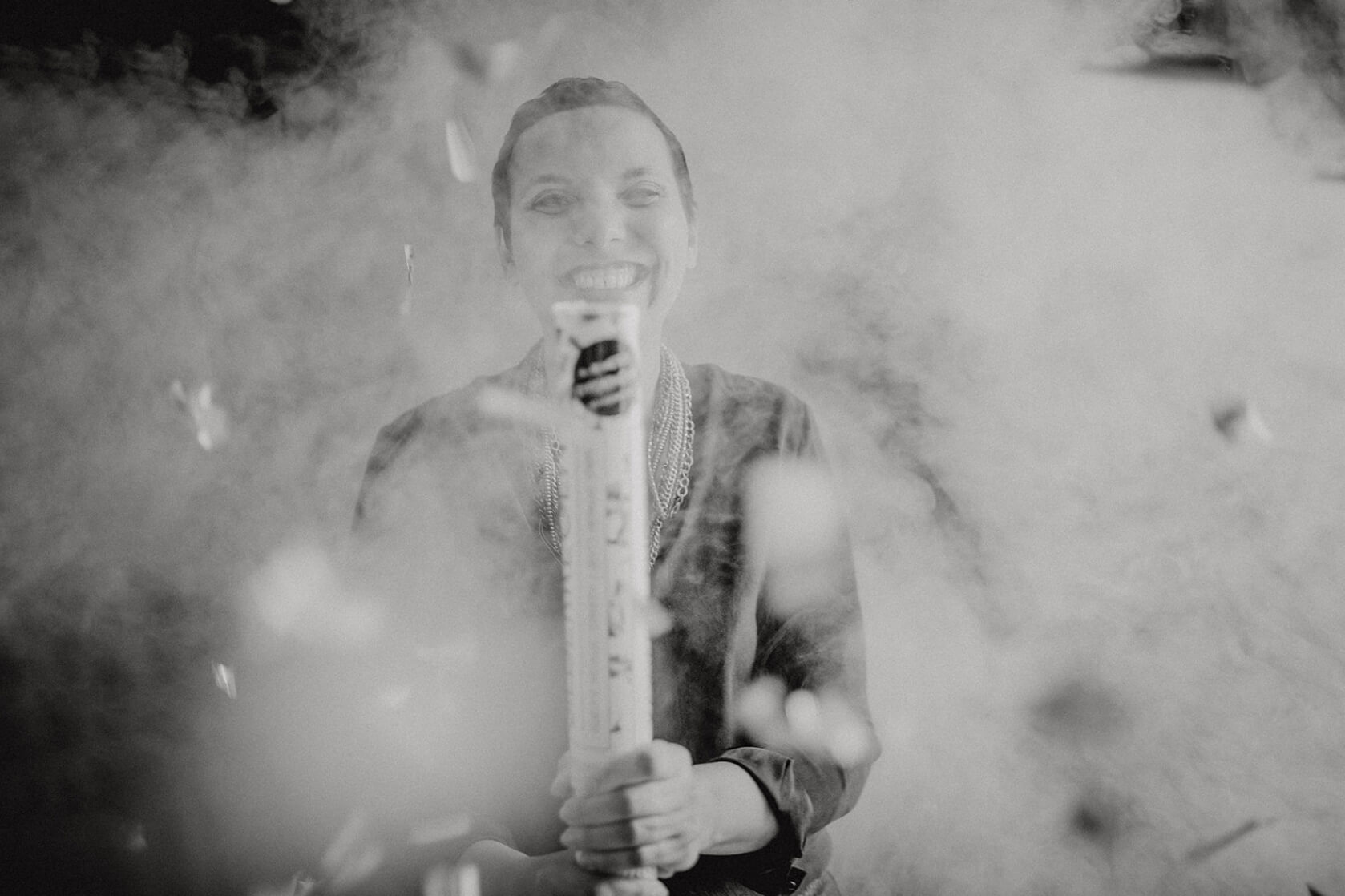 Feiern Buch schreiben Buch fertig stellen Autor_in sein